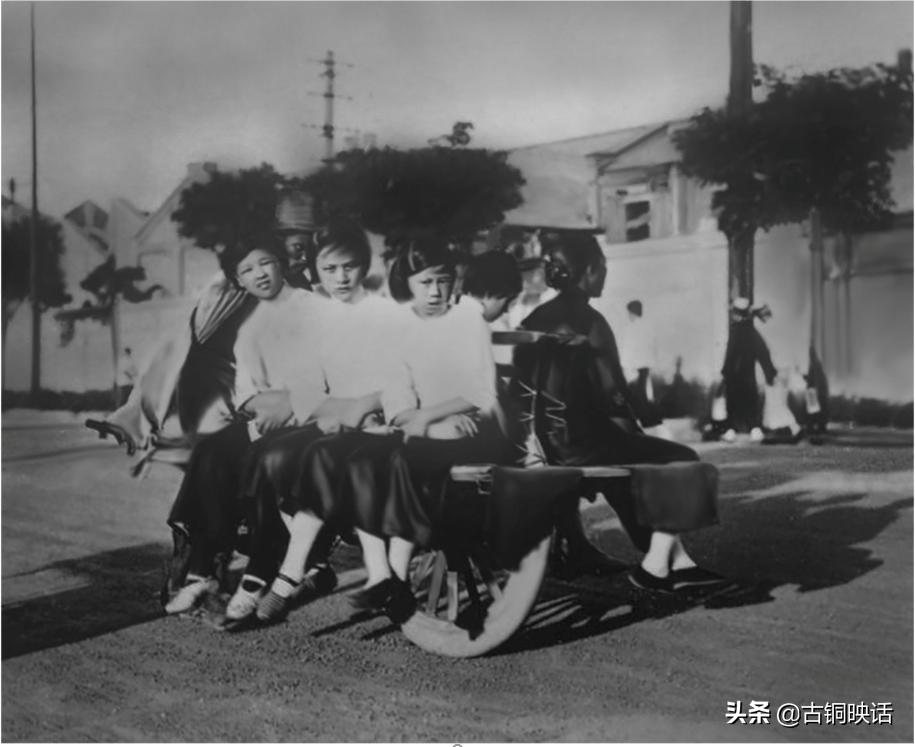 没想到，当年纺织女工也常“打的”上班，兼聊上海“的士”史