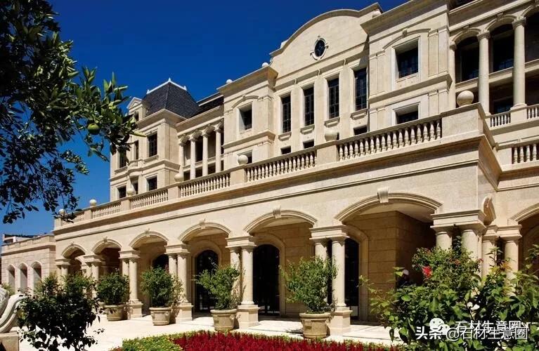 瓷砖一直靠模仿天然石材抢占市场，然而，石材从未被超越