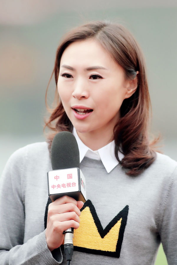 国足记者王楠和郑智,王楠回忆退役前