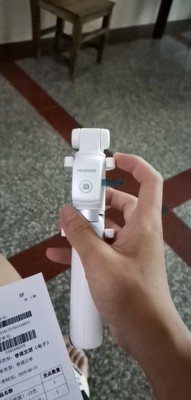 华为有线自拍杆的使用方法及操作,华为手机用自拍杆的使用方法图解