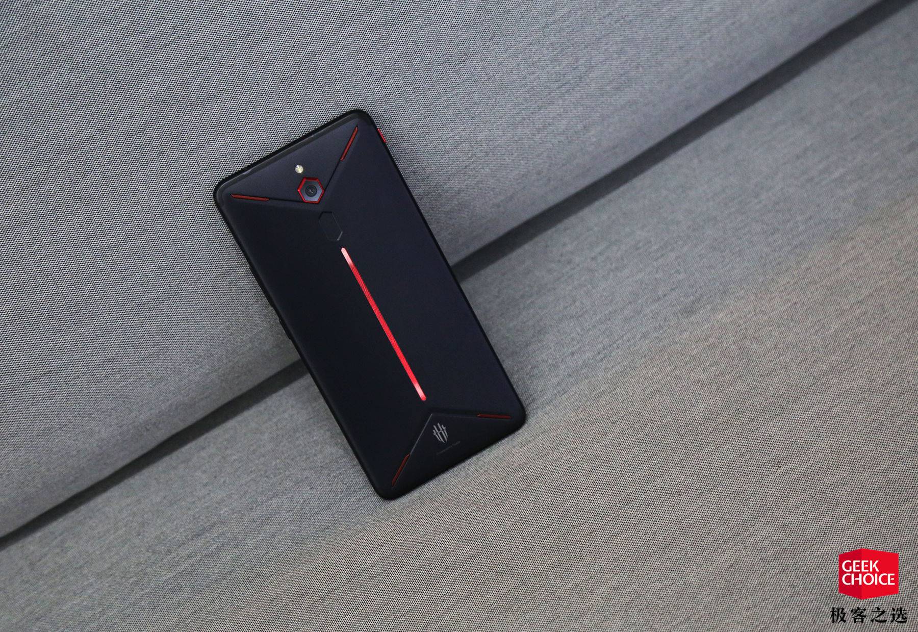 红魔mars评测发热,红魔mars和黑鲨的散热功能