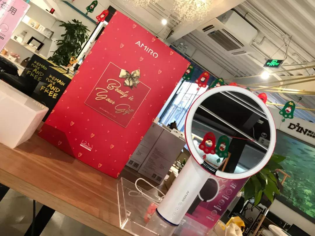 铟立方推荐|爱有一万种表达方式,而你只会发红包