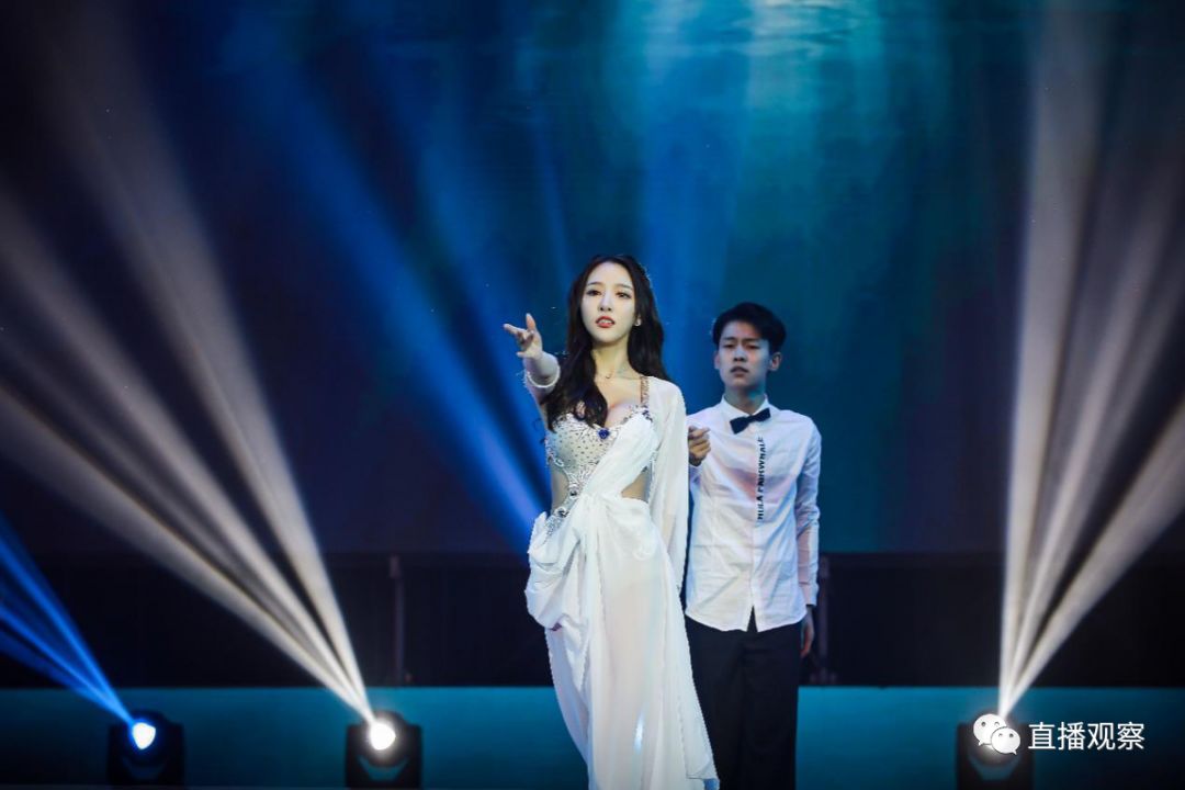 熊猫年度星光盛典璀璨夺目,熊猫直播年度盛典投票入口