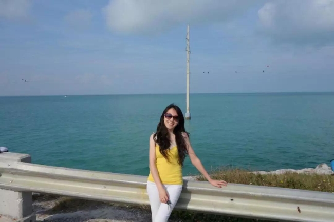 没钱、脱发、单身......被压力包围的你，需要这本书来拯救