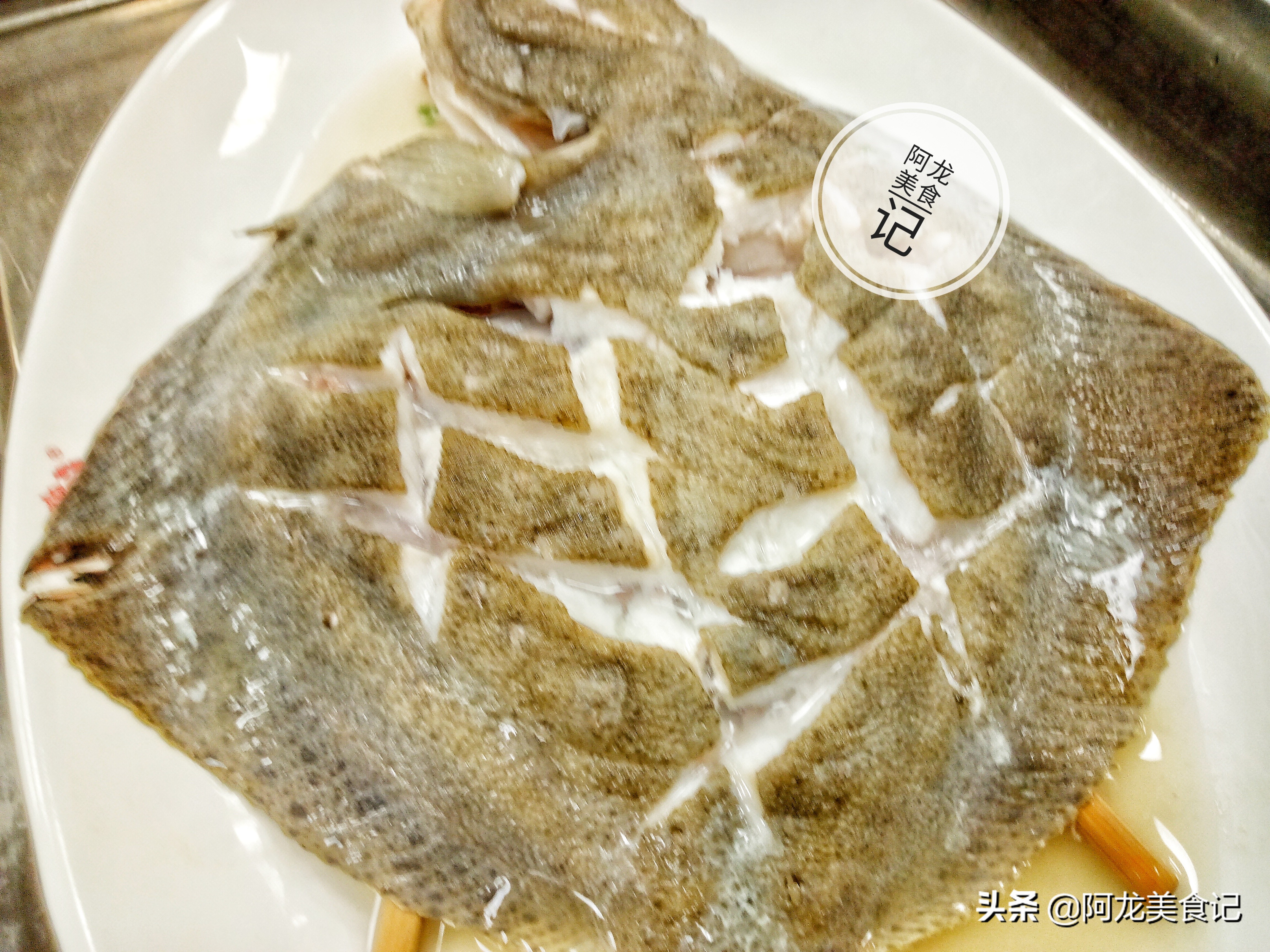 清蒸多宝鱼最正宗的做法,清蒸多宝鱼简单易学鲜美软嫩