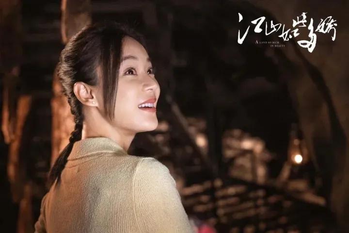 今日热搜榜完整版电视剧,今日热搜榜电视剧