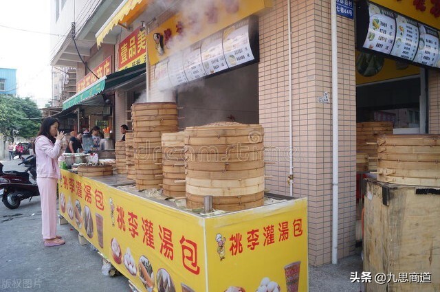 包子铺老板生意如何火爆,包子铺盈利模式