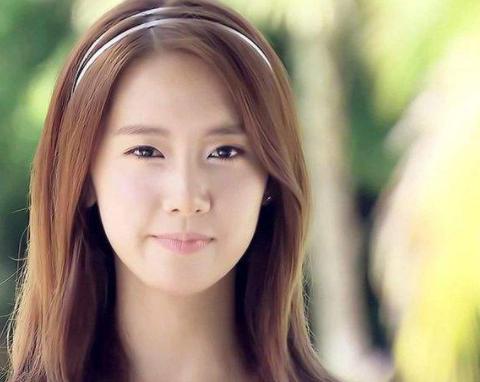 林允儿冻龄,林允儿刚出道自我介绍