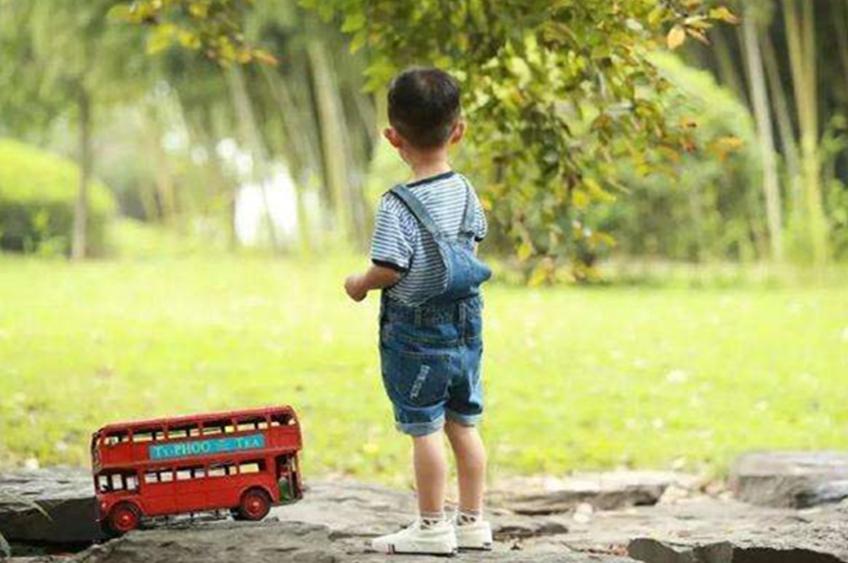 孩子发呆型注意力不集中怎么办,孩子发呆爱动注意力不集中怎么办