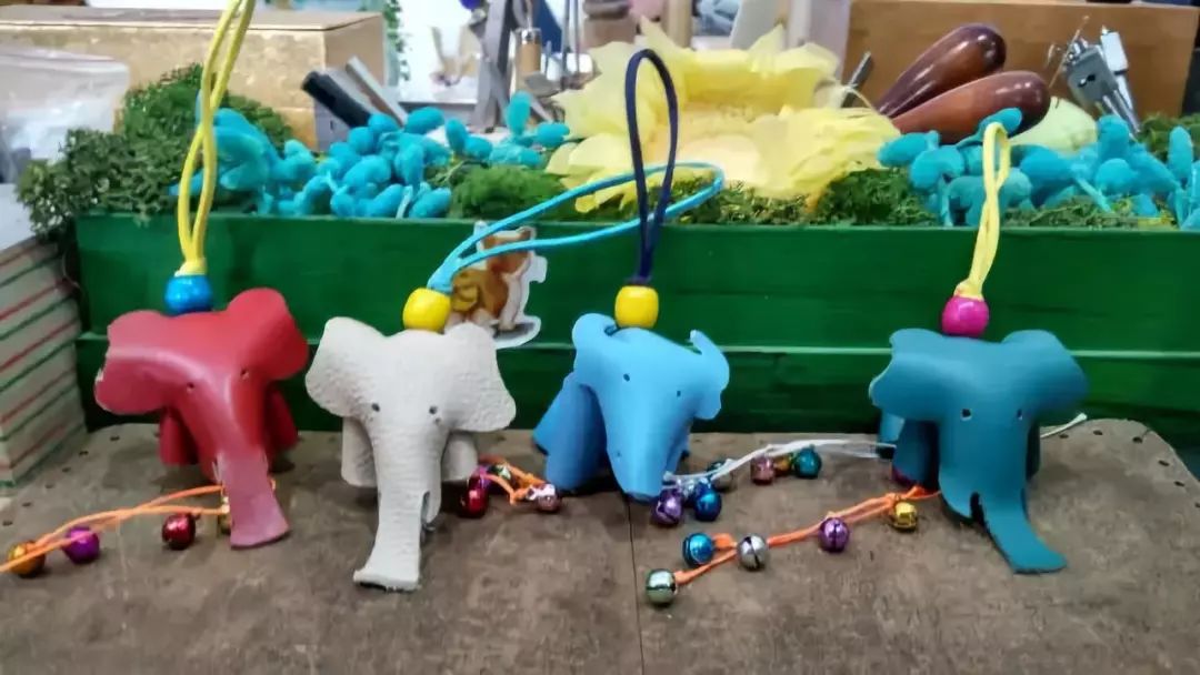 用电熨斗做发泡烫画制作教程,彩色烫画制作