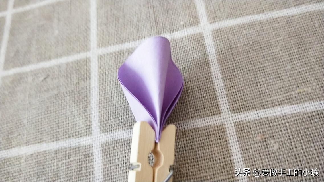 简单又好看的小花折纸教程,折简单又可爱的小花折纸教程