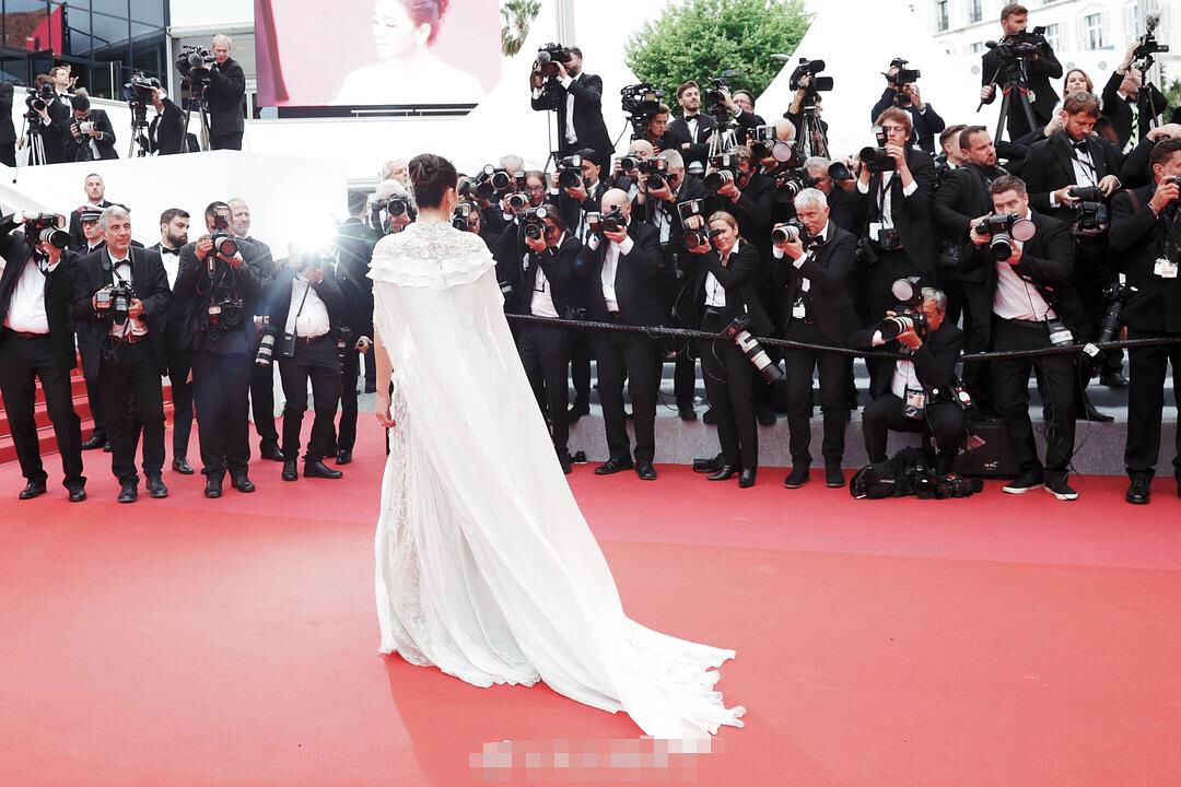 周董成追妻少年,巩俐刘涛气场全开,然而蹭红毯被驱赶的妖魔鬼怪还是不少