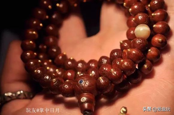 文玩桃核手串包浆玉化完图,盘玩包浆最快的手串