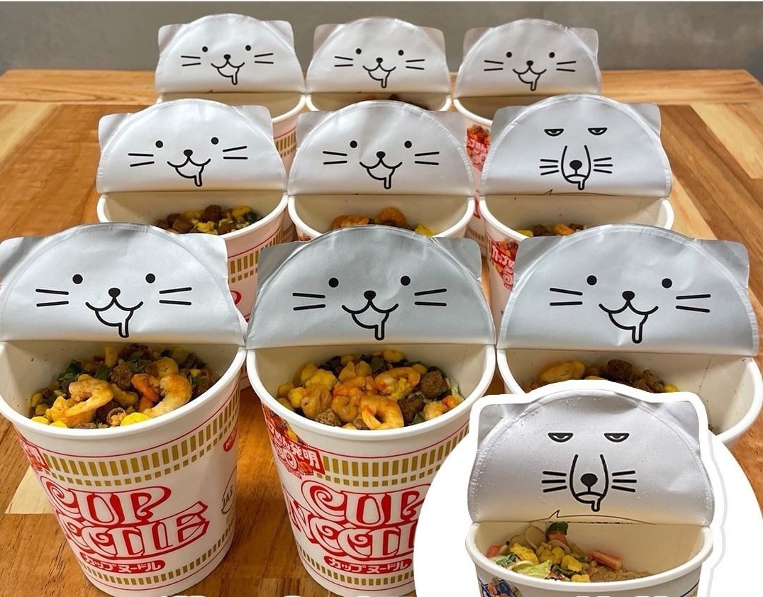 买中隐藏版杯面,居然跟大家买的不一样,网友:把我的期待还回来