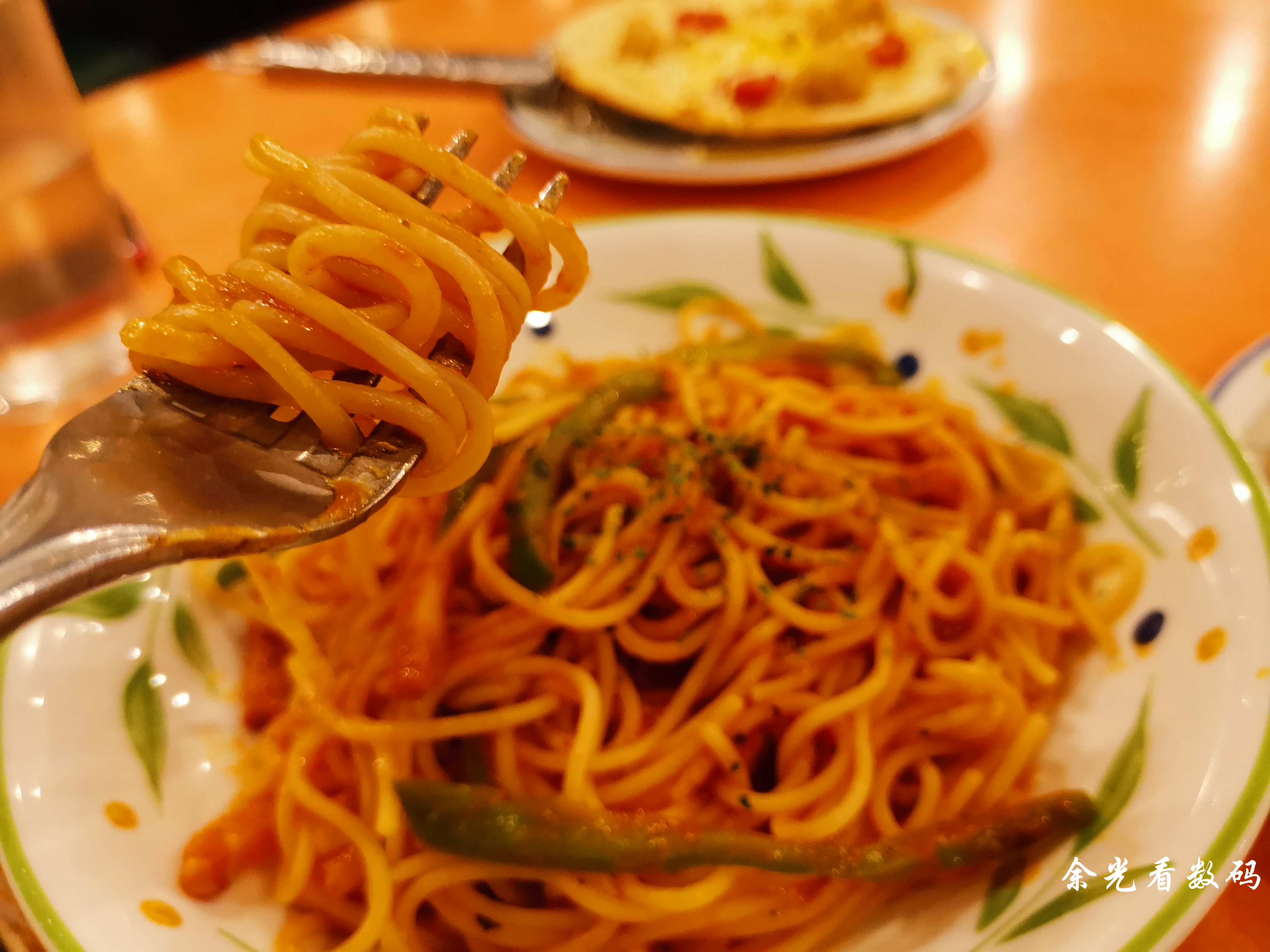 华为mate20拍照详细评测,华为mate20拍照效果怎么样