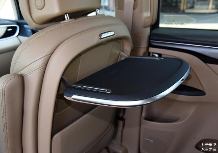 威然和gl8哪个上档次,威然和gl8哪个操作性更强