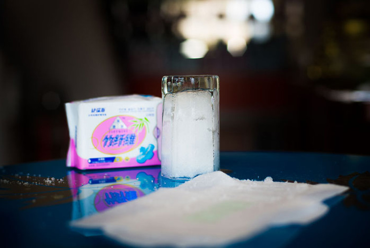 怎样判断自己适合哪种卫生巾,卫生巾怎么能分辨真假