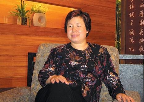 找成龙代言后，霸王洗发水怎么样了？创始夫妻内斗大闹香港