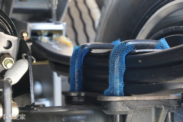 一年赚多少钱可以开宝马3系,一年赚多少钱可以开奥迪a6