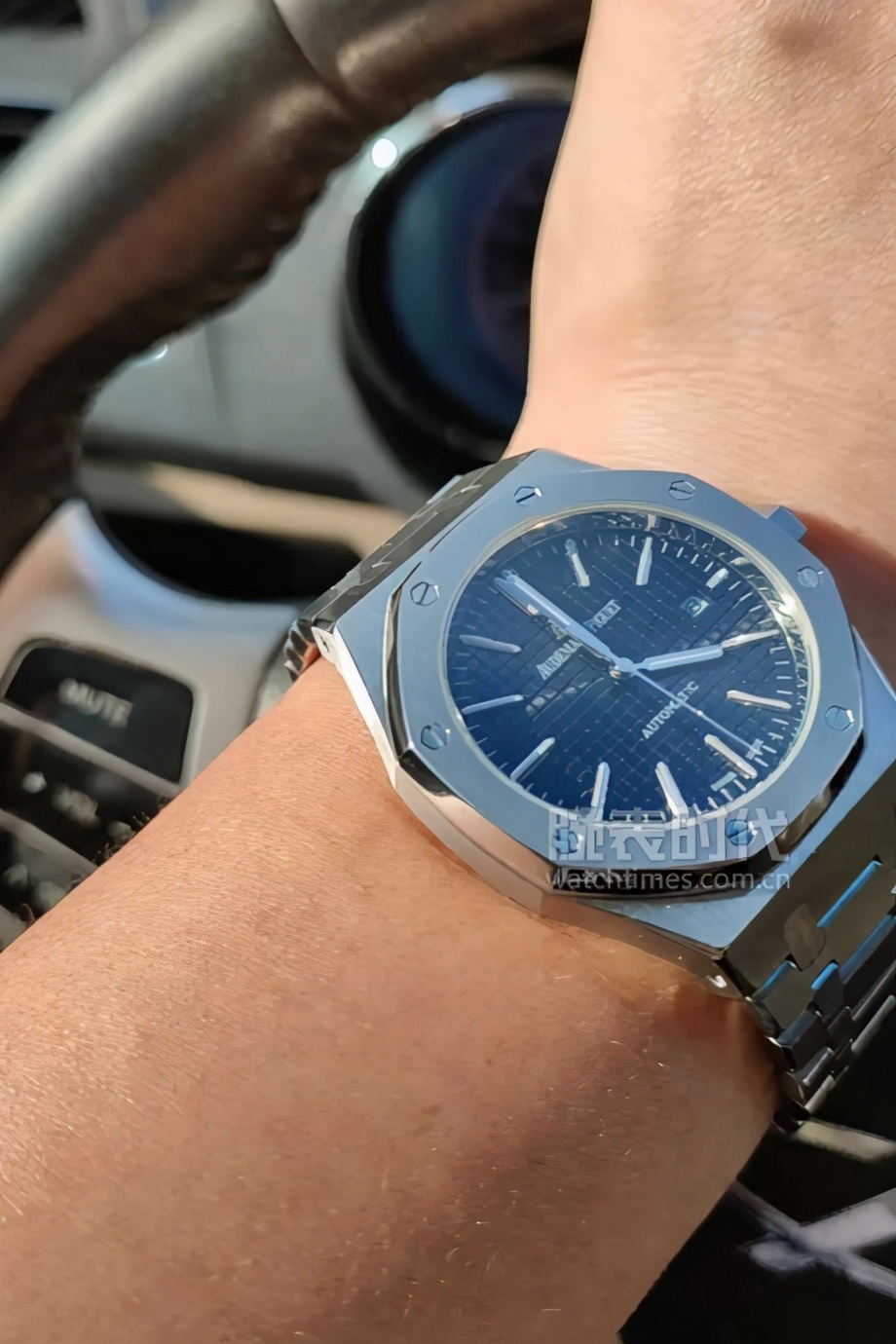 打工人手上适合戴什么,打工的一般戴什么表好点