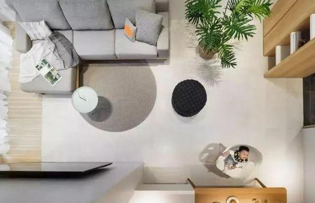 不到50平小房,变两层小别墅,将床架在半空中,瞬间多出间房