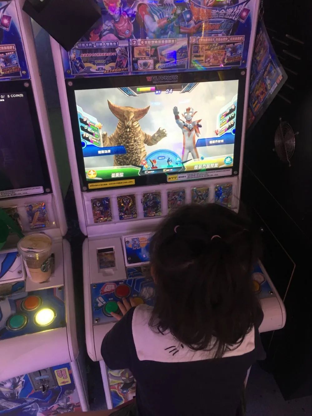 熊孩子买奥特曼卡片的新闻,奥特曼卡片3000元