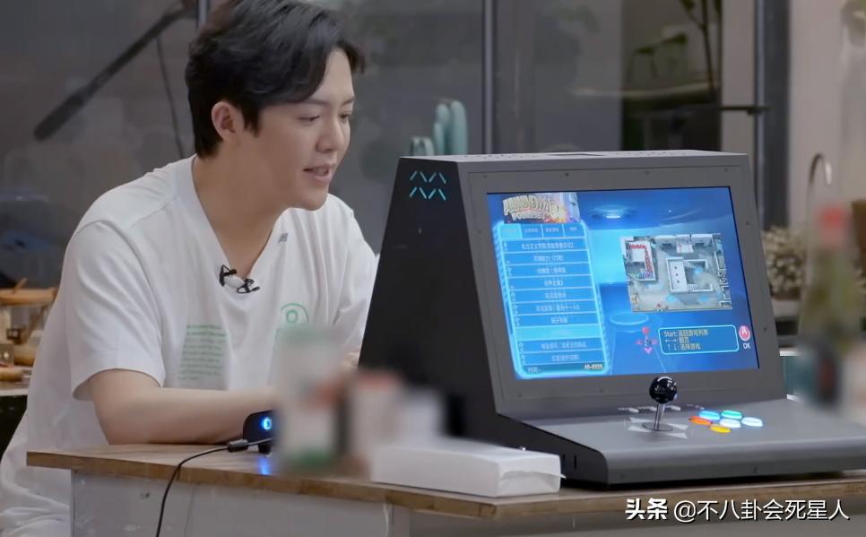 李云迪打游戏,李云迪玩游戏