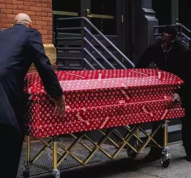 龙傲天一代,商界奇才龙傲天