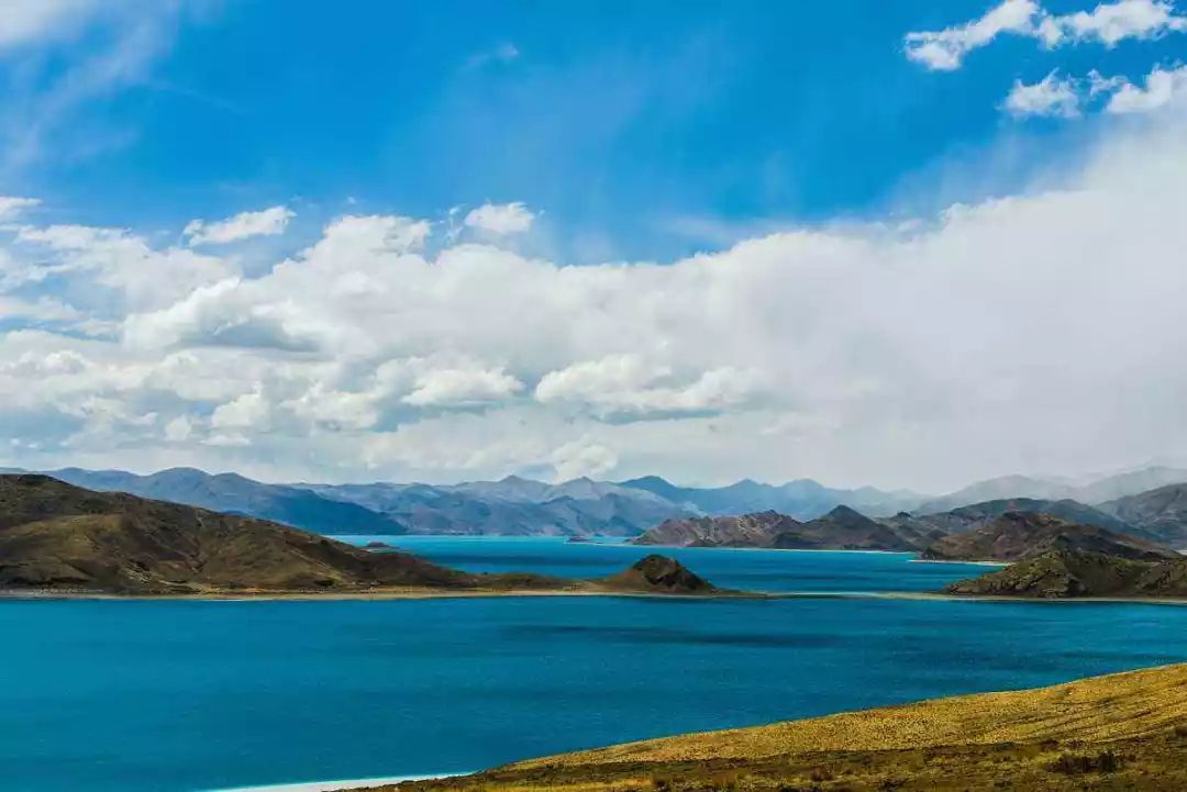 好想一起在这个古镇共度余生,我想和你去大草原的湖边是什么歌