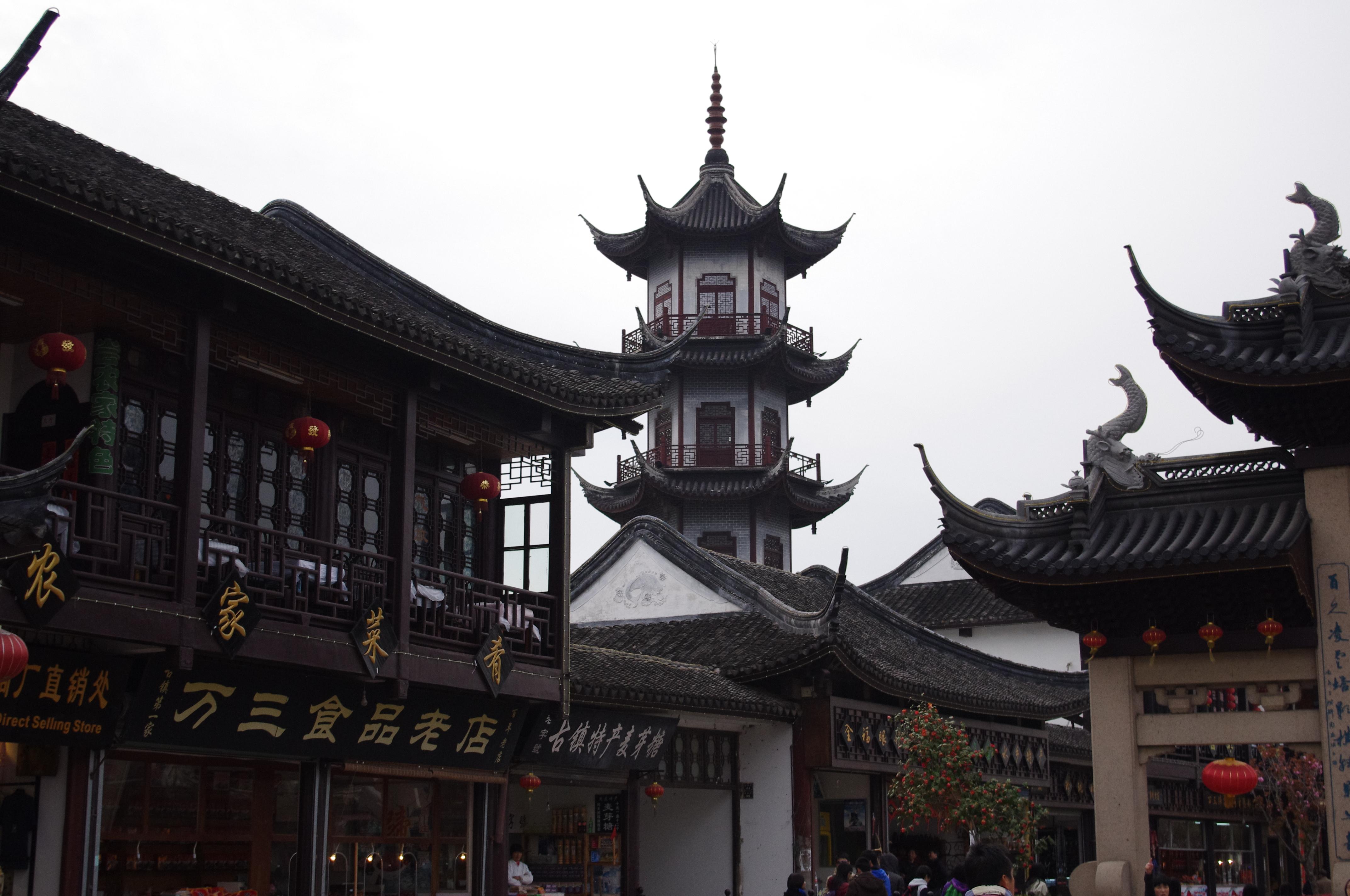 周庄古镇免费进入攻略,周庄古镇门票免费时间