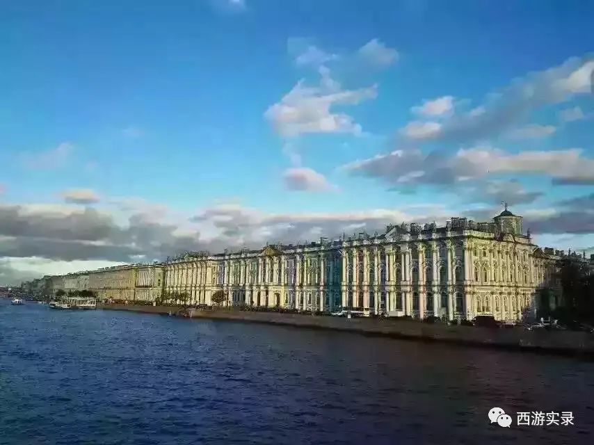 俄罗斯的奔驰宝马售价便宜,路虎宝马