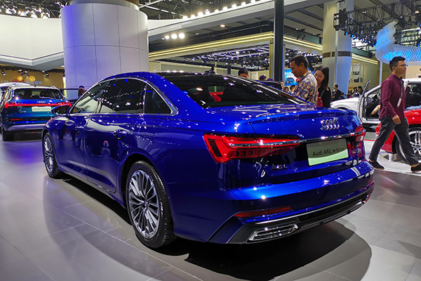 奥迪a6l55quattro,广州车展新款a6