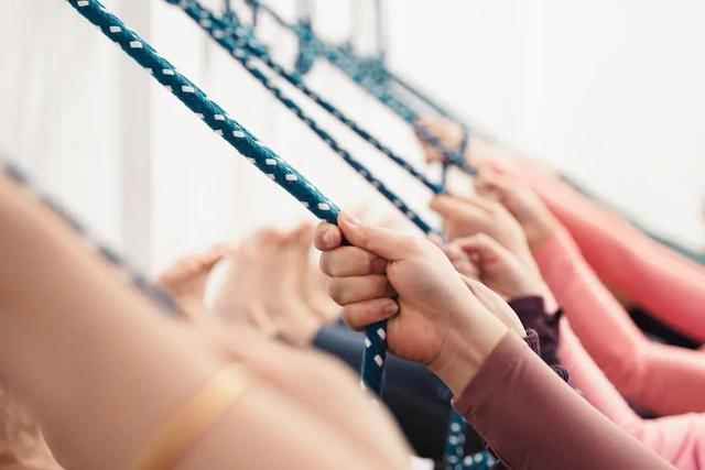 初学瑜伽怎么选择瑜伽老师,初级瑜伽教培都教什么