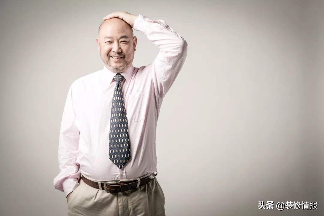 精艺良工：网红餐厅韦老板，如何变身熊爸爸的