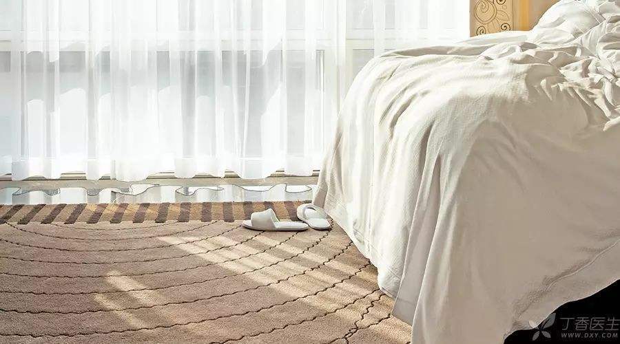 冬天晒被子可以拍打吗,晒被子一般拍打几下