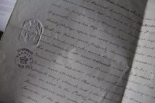 使用表情包要付费吗,用别人表情包需要交什么钱