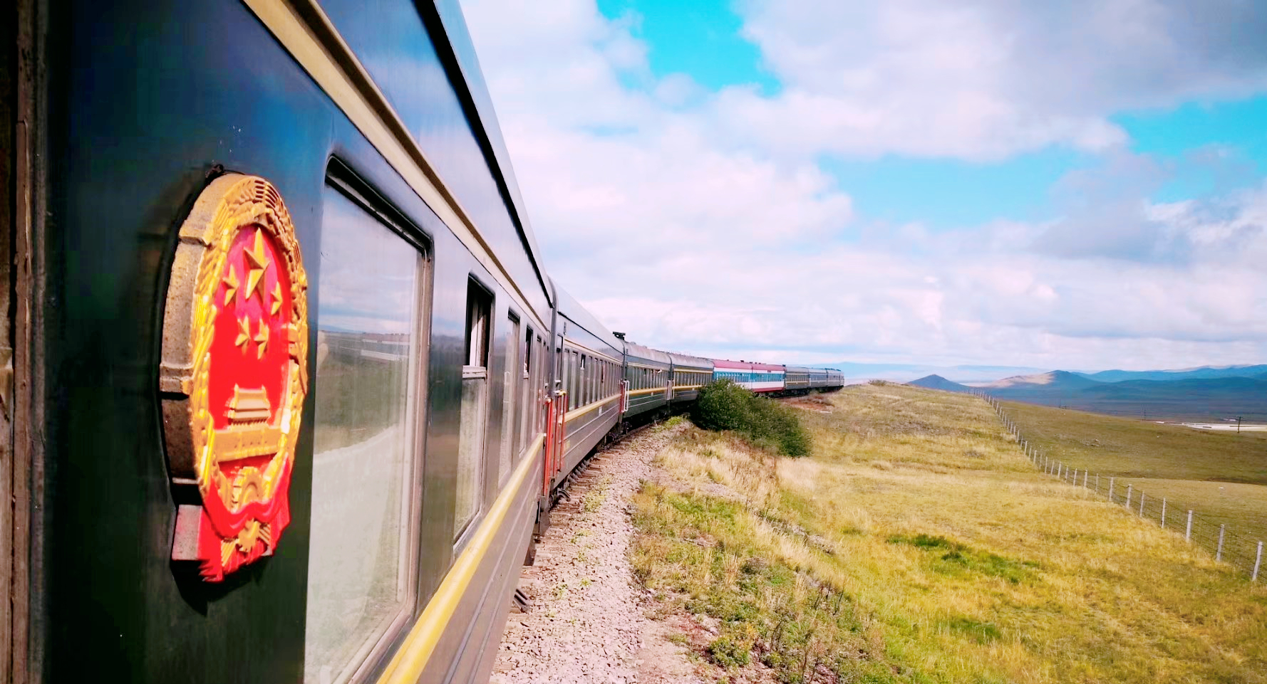 这趟没信号的火车，全程7891公里行驶131小时，价格贵却一票难求