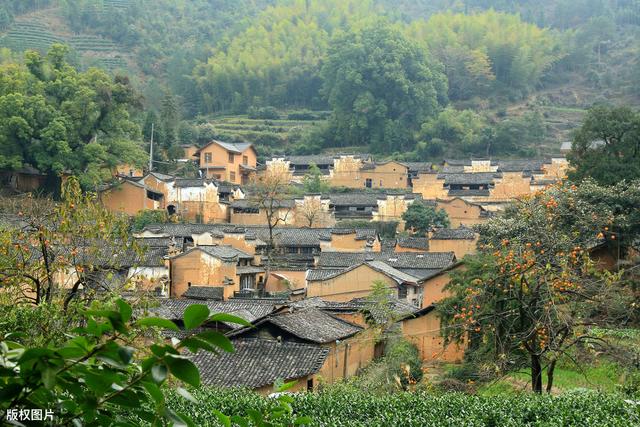 农村的房子户口迁走了还能继承吗,父母村里的房子子女是否可以继承