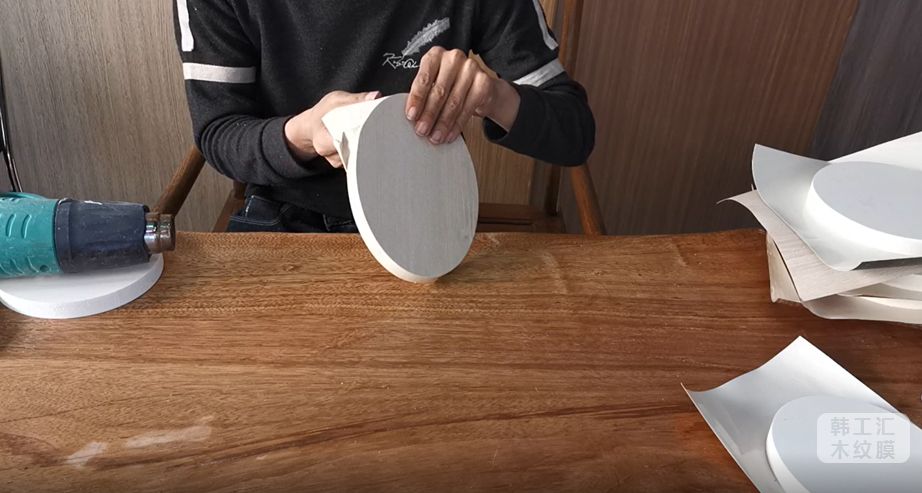 pvc木纹贴膜工艺流程,pvc木纹自粘贴膜怎么贴