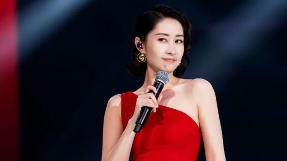 《做头》:不安分的女人才懂得打扮