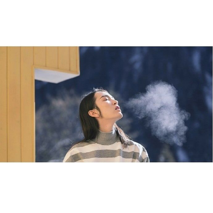 唯美爱情英文短句：喜欢你是我做过最认真的事情