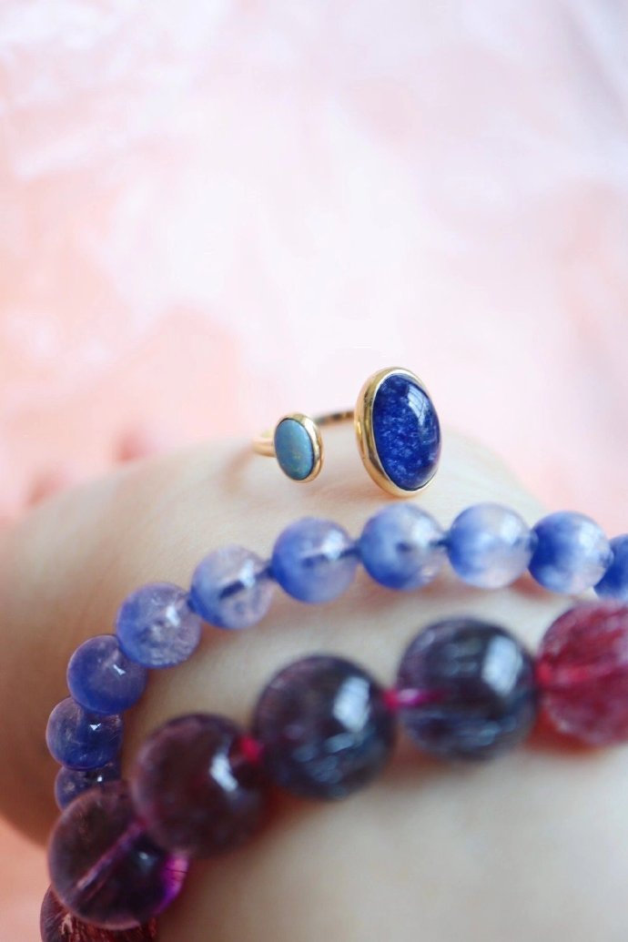 晶石发晶,五彩晶石发晶