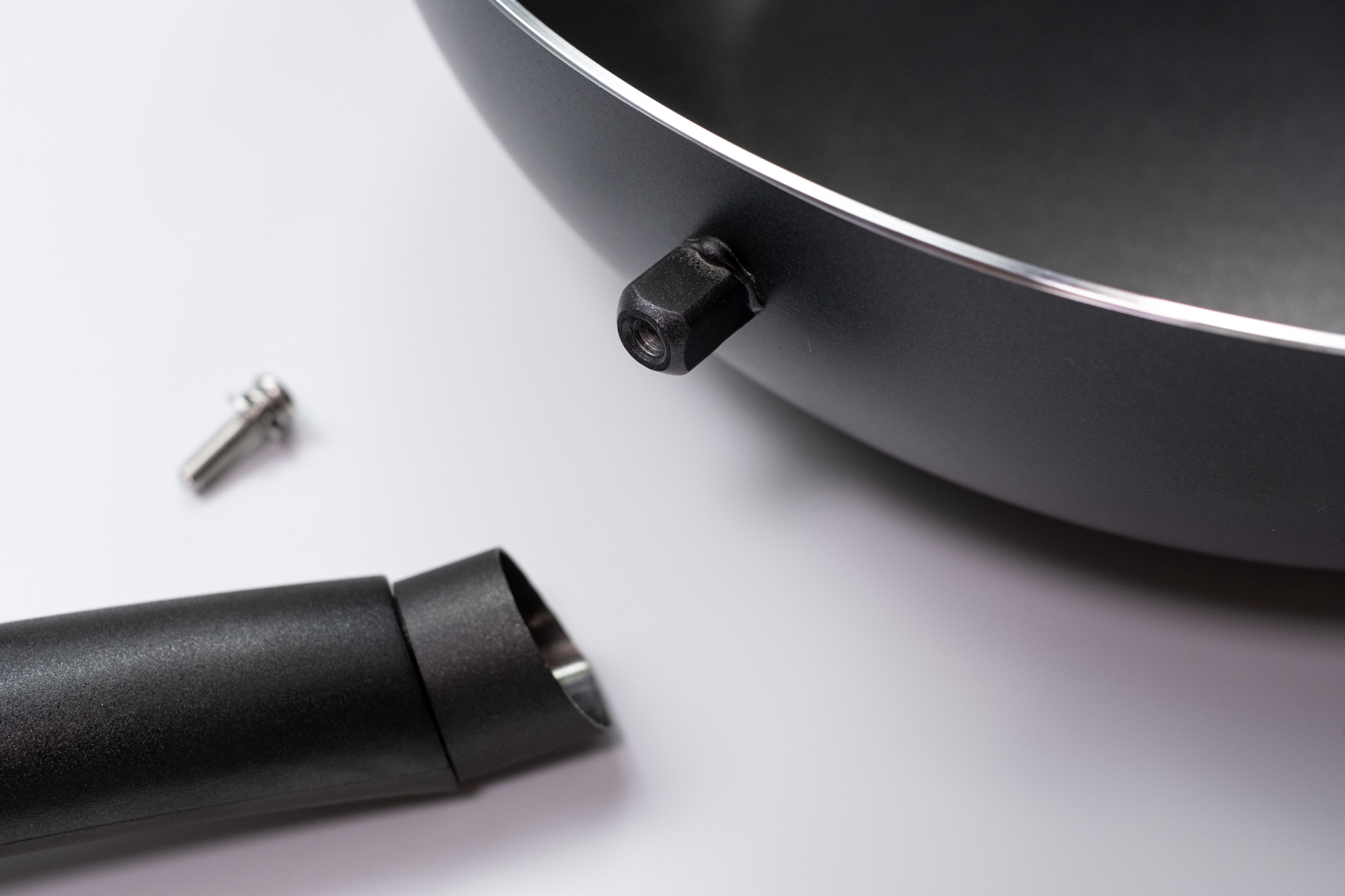 白色炒菜锅推荐电磁炉,出租房炒菜锅电磁炉推荐平价