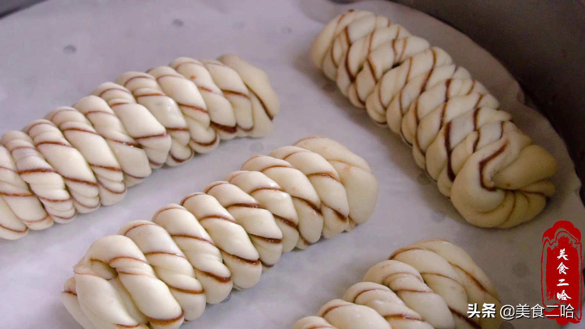 怎样蒸花卷凉了不硬,蒸花卷的面和硬还是和软