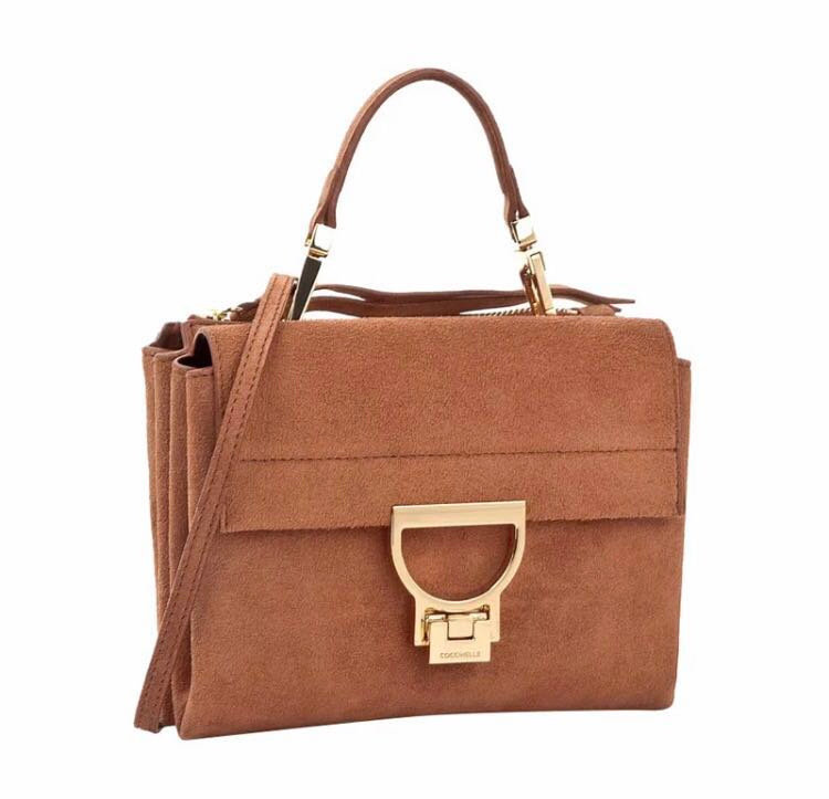 2000以内性价比包包,2000块能买什么包包