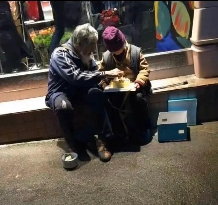 2019暖心故事:生活再苦,人间值得