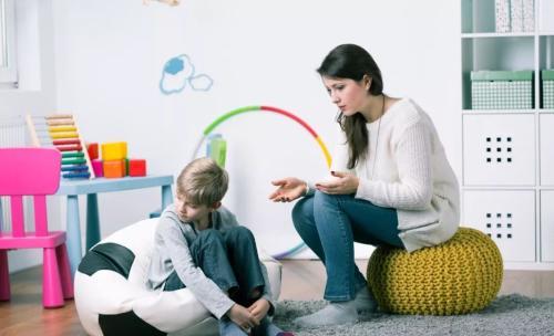 如何帮助孩子引导解除负面情绪,教会孩子情绪管理排解消极情绪