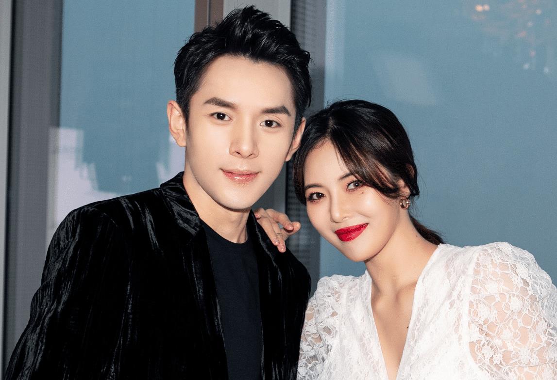 李佳琦真会用200元的化妆品吗?看了他推荐的这5款好物,我服了