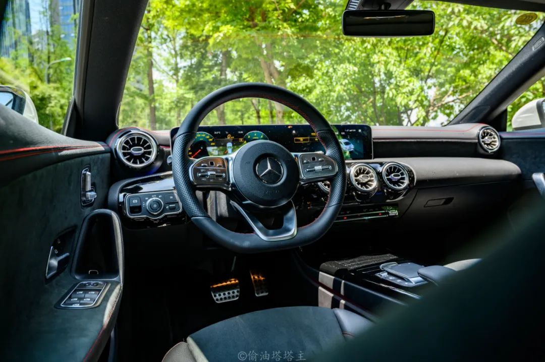 2016款奔驰cla200值得入手吗,奔驰cla200动感型16款测评