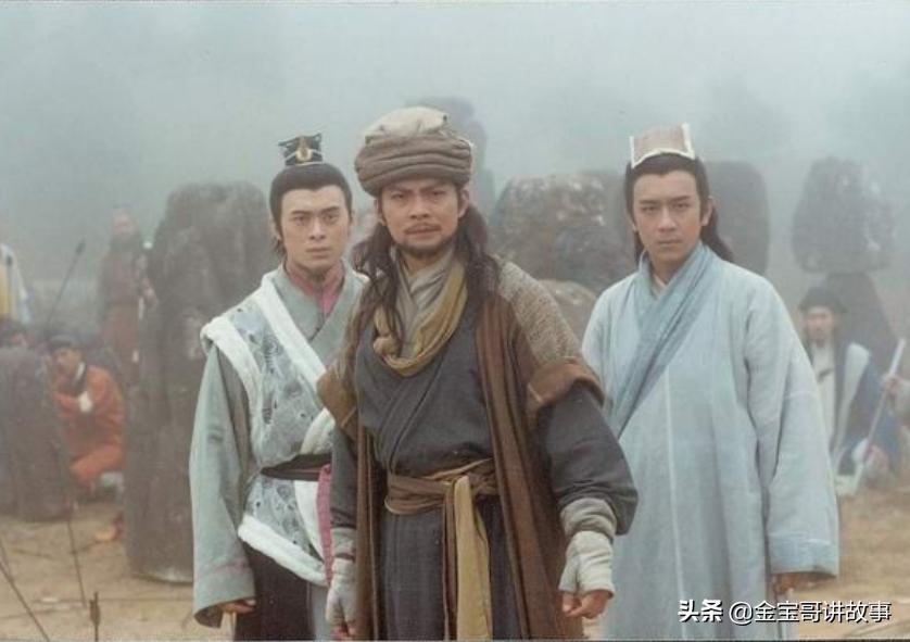 周伯通和金轮打成平手,神雕侠侣周伯通vs金轮法王谁赢了